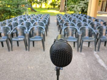 Why you should hire a professional speaker for your next company event